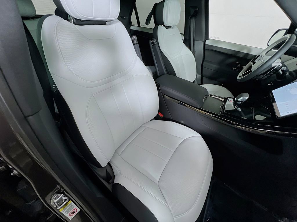 Used 2024 Land Rover Range Rover Sport Dynamic SE image 30