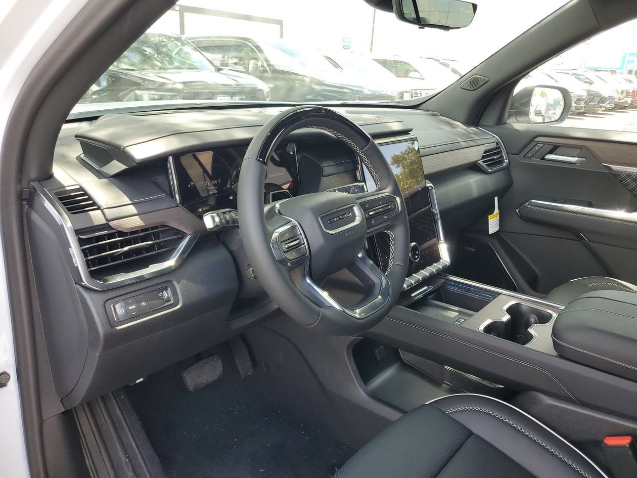 New 2026 GMC Acadia Denali w/ Super Cruise Package FWD image 20
