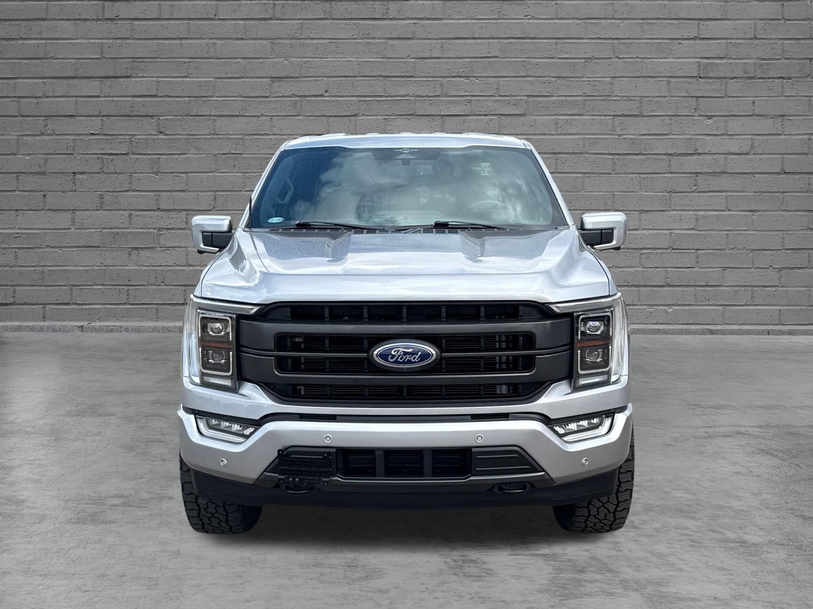 Used 2023 Ford F150 Lariat w/ Equipment Group 502A High AWD/4WD video 3