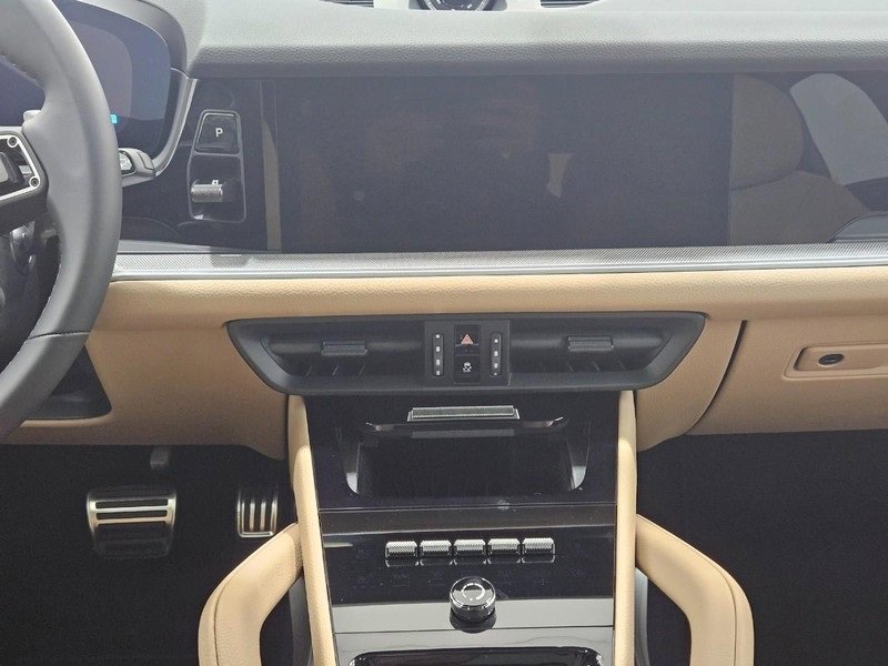 New 2026 Porsche Cayenne S image 14