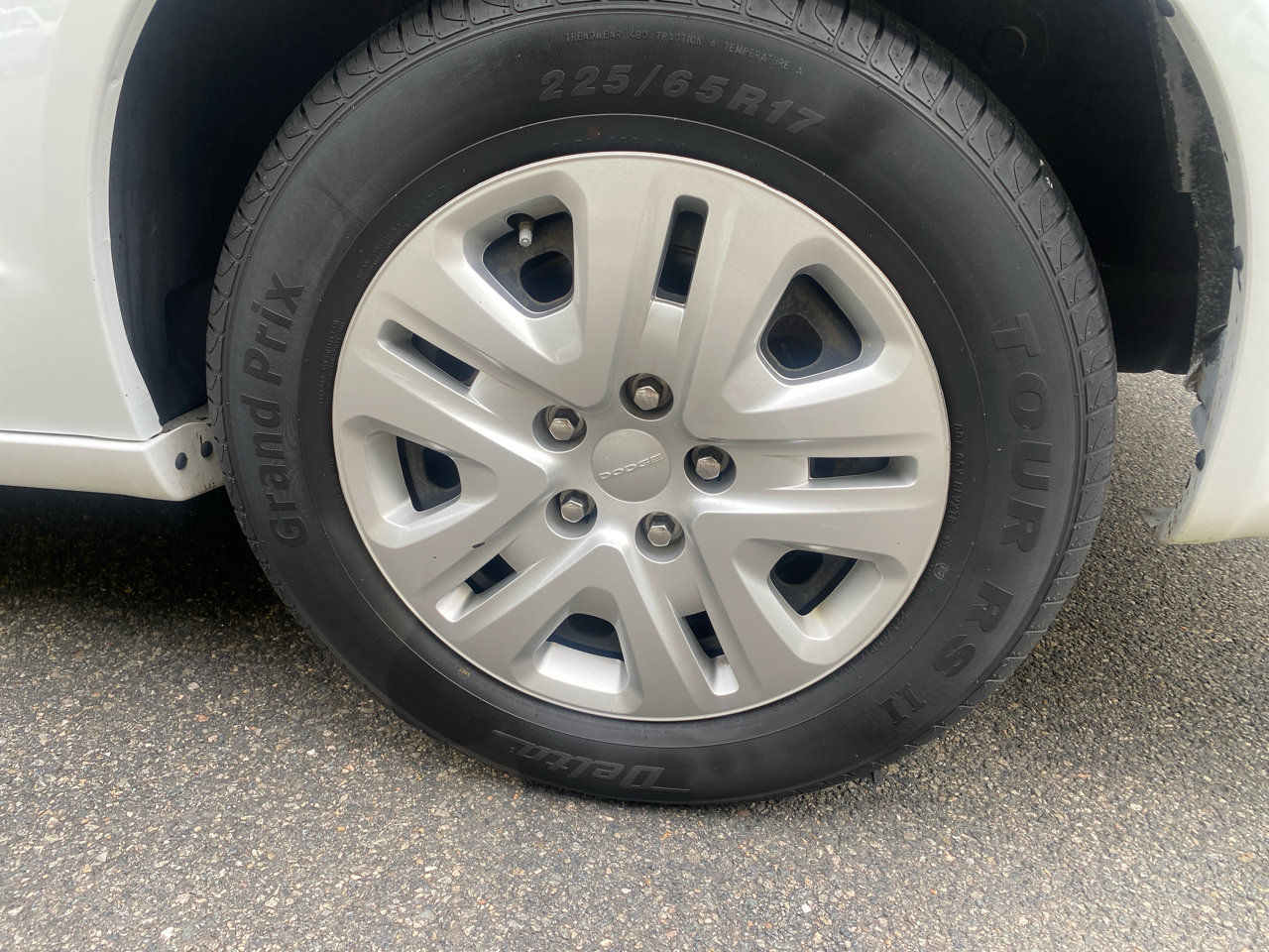 Used 2019 Dodge Grand Caravan SE w/ UConnect Hands-Free Group image 33