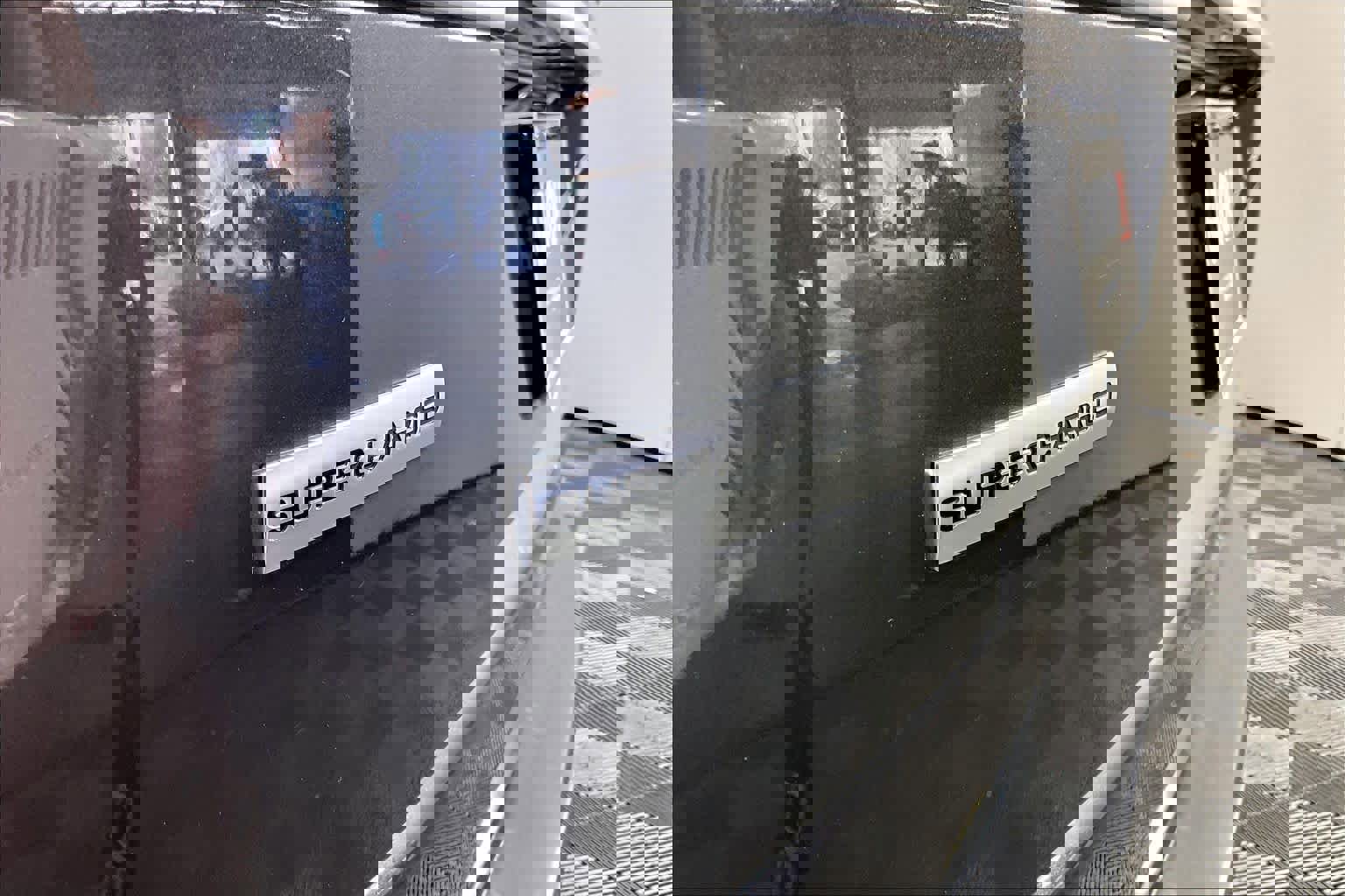 Used 2018 Land Rover Range Rover Supercharged image 9