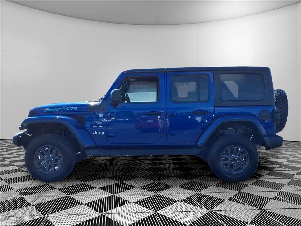Used 2020 Jeep Wrangler Unlimited Sahara AWD/4WD image 8