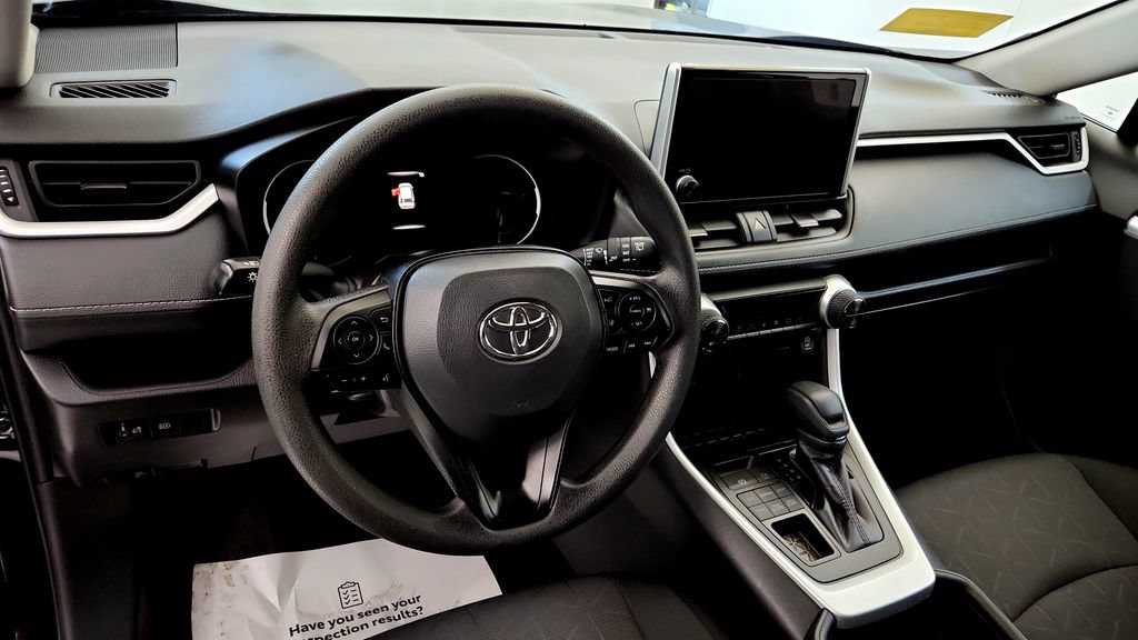 Certified 2025 Toyota RAV4 XLE AWD/4WD image 24