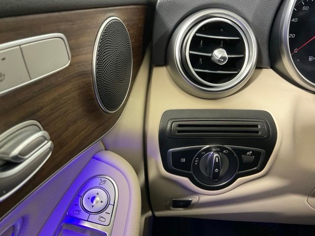 Used 2022 Mercedes-Benz GLC 300 4MATIC image 26