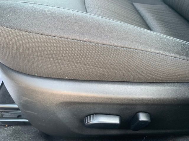 Used 2025 Nissan Altima 2.5 SV FWD image 14