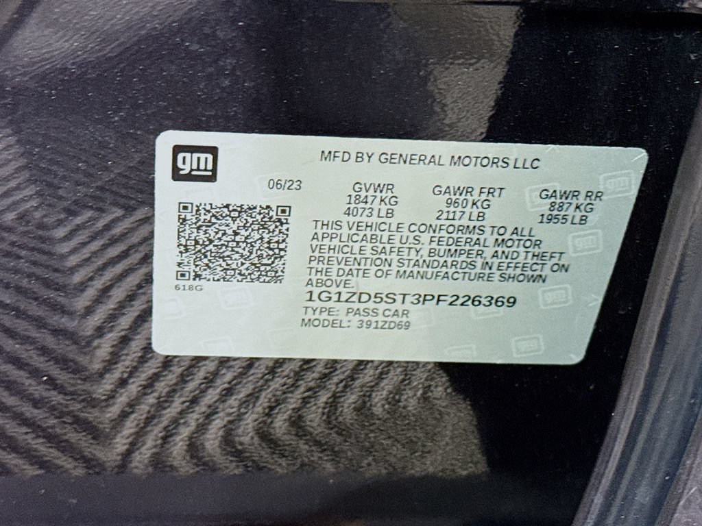 Used 2023 Chevrolet Malibu LT FWD image 32