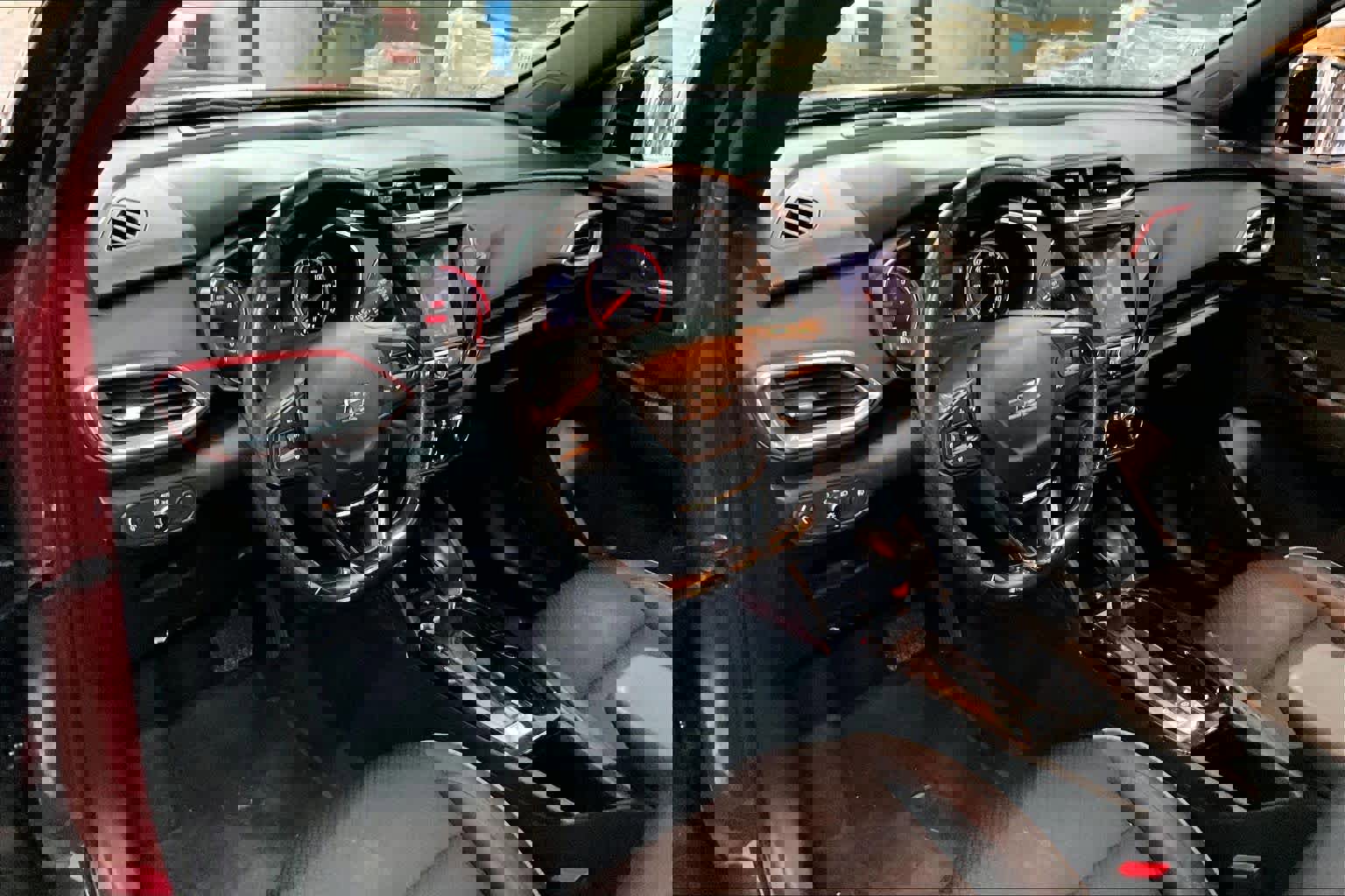 Used 2022 Chevrolet TrailBlazer RS w/ Sun and Liftgate Package image 16