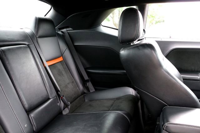 Used 2009 Dodge Challenger SRT8 w/ SRT Option Group II RWD image 26