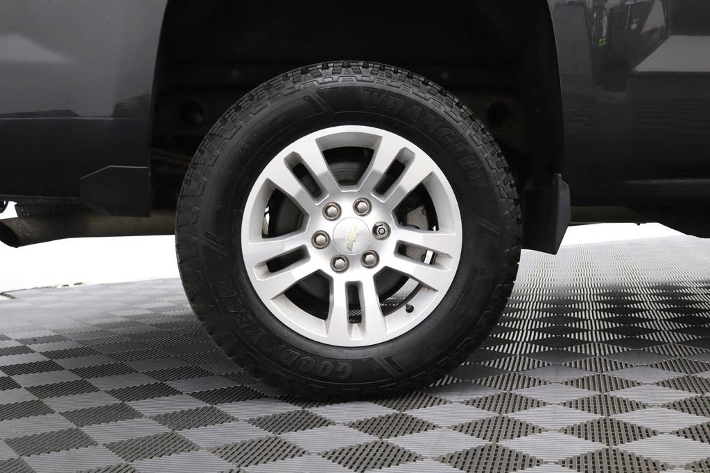 Used 2016 Chevrolet Silverado 1500 LT w/ All Star Edition AWD/4WD image 4