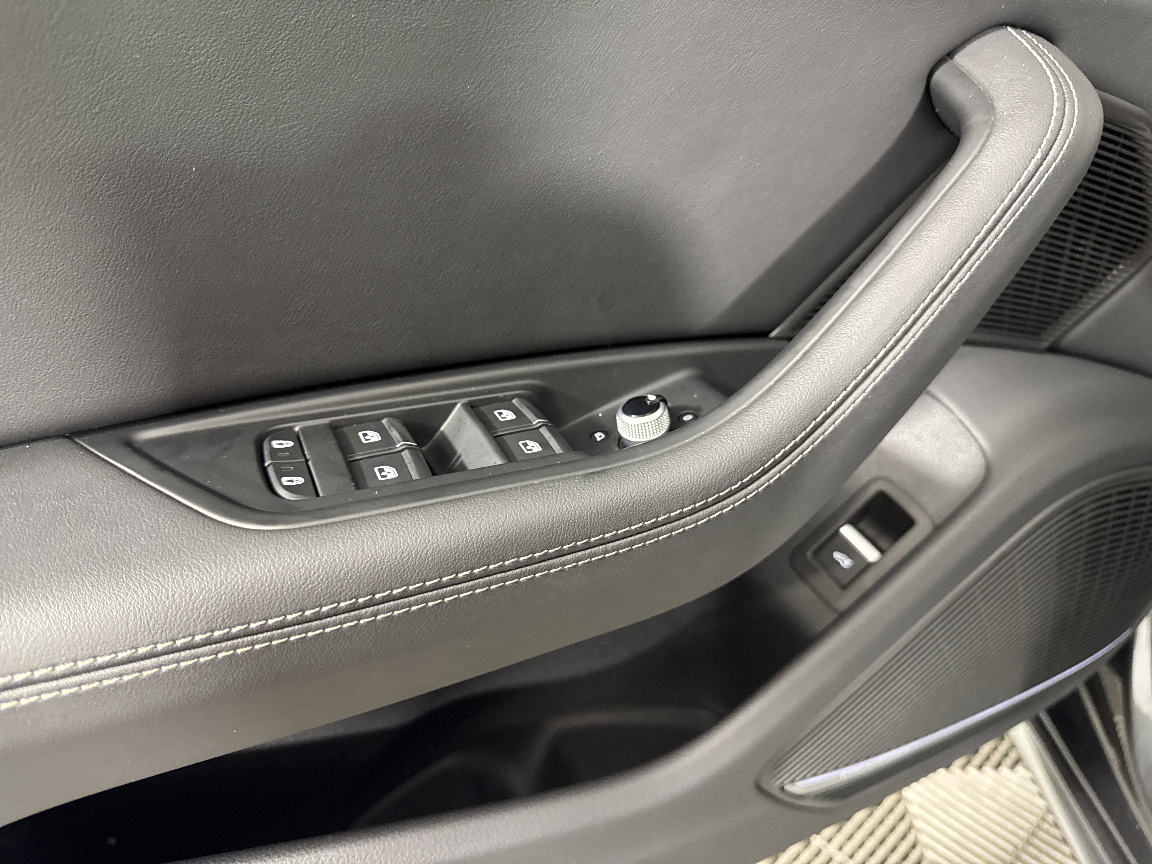 Used 2021 Audi A4 2.0T Premium Plus w/ Premium Plus Package image 17