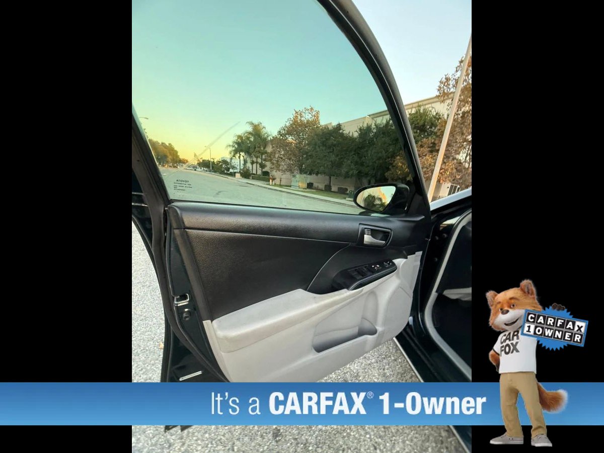 Used 2014 Toyota Camry LE FWD image 30