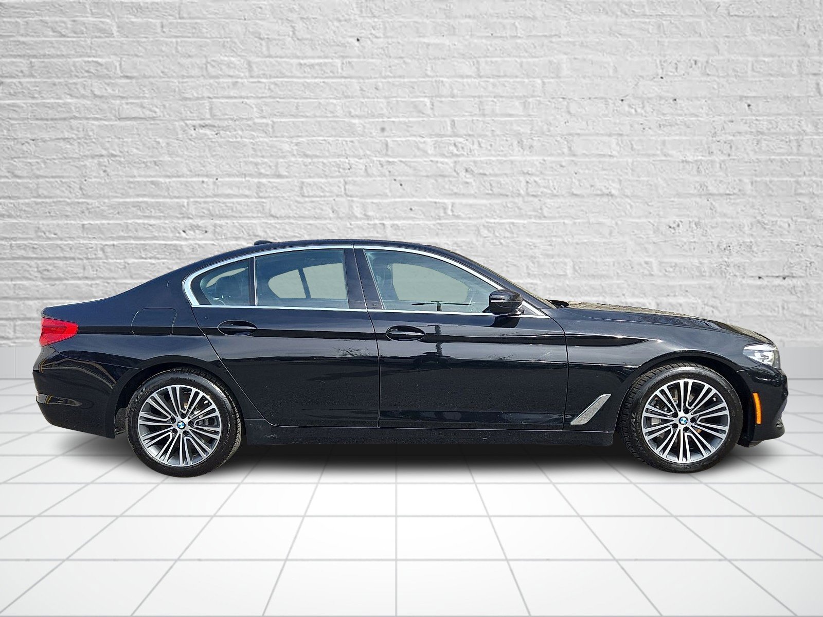 Used 2019 BMW 540i xDrive image 7