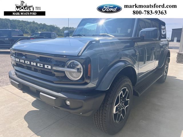 New 2025 Ford Bronco Outer Banks image 4