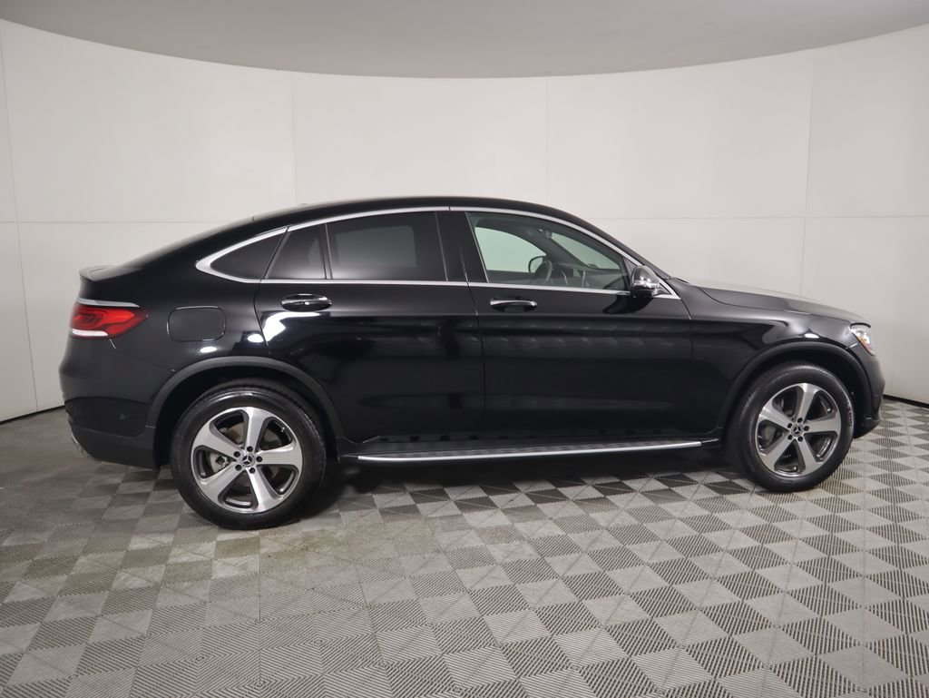 Used 2021 Mercedes-Benz GLC 300 4MATIC Coupe image 4