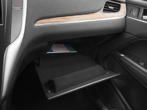 Used 2017 Lincoln MKC Select image 17