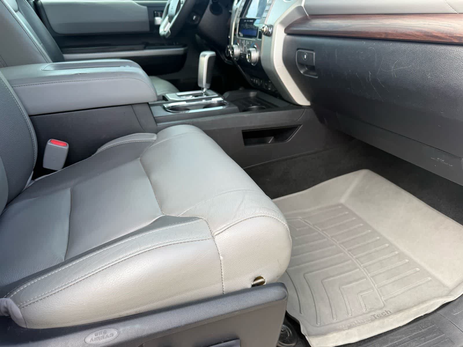 Used 2021 Toyota Tundra Limited w/ Limited Premium Package AWD/4WD image 30