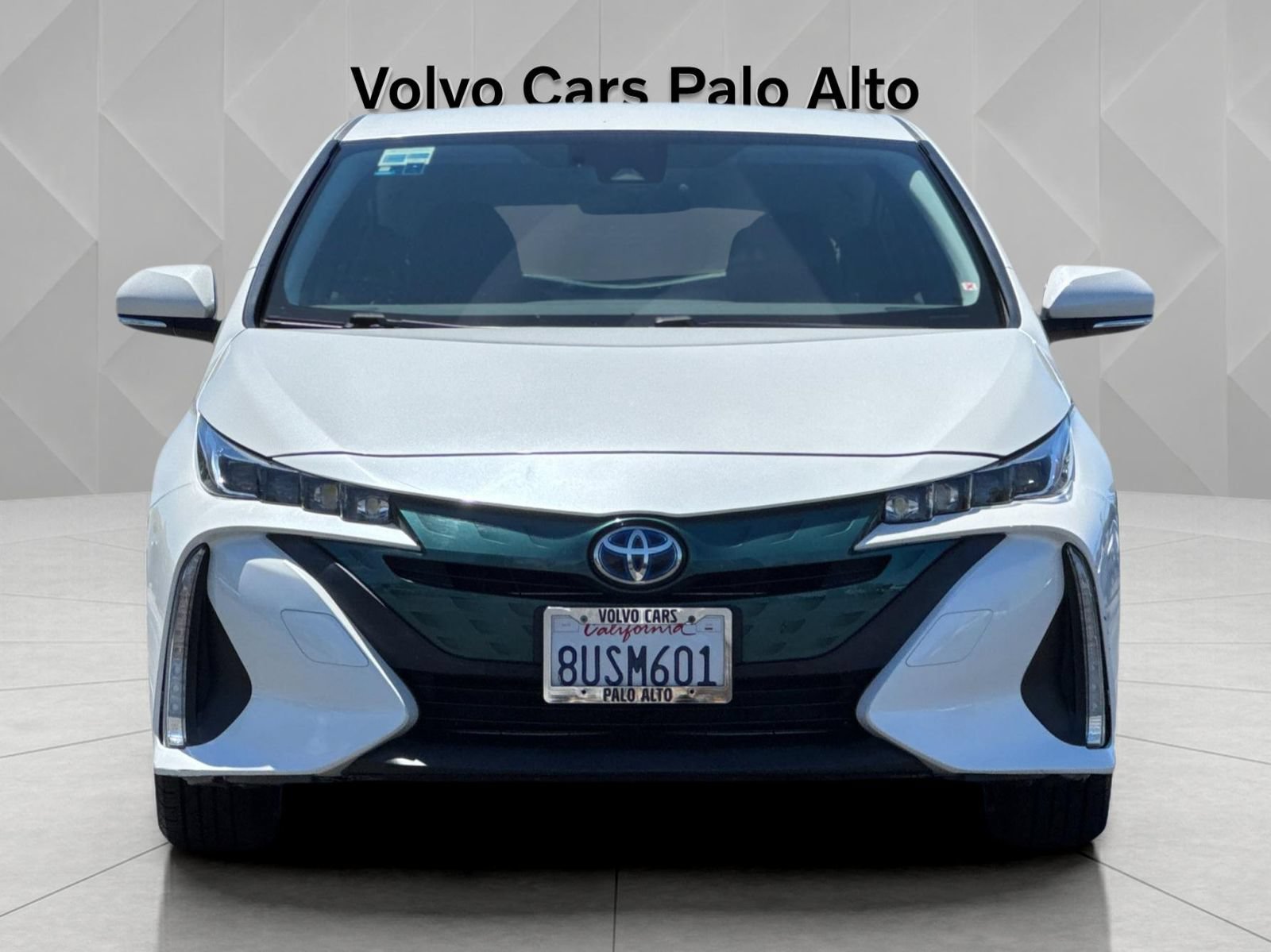 Used 2017 Toyota Prius Prime Plus FWD image 13
