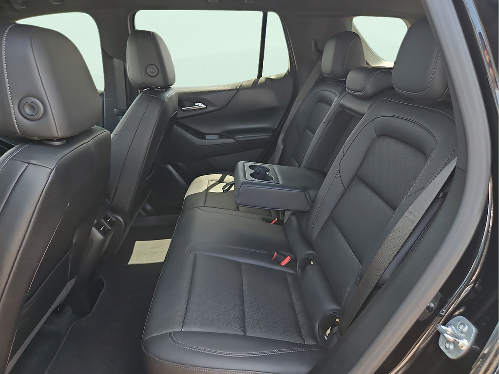 Used 2025 Chevrolet Equinox LT w/ Convenience Package II AWD/4WD image 10