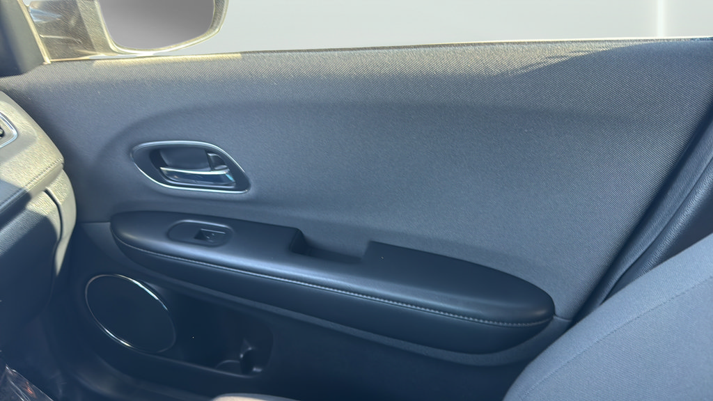 Used 2020 Honda HR-V EX image 17