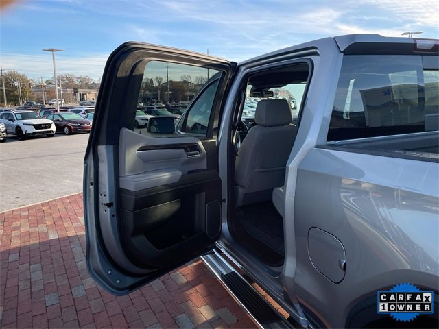 Used 2023 GMC Sierra 1500 SLT w/ SLT Premium Package image 26