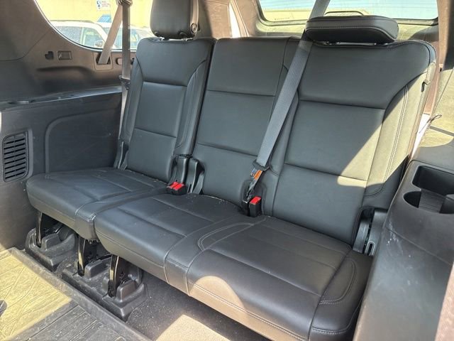 Used 2021 Chevrolet Suburban LT w/ LT Signature Package AWD/4WD image 17