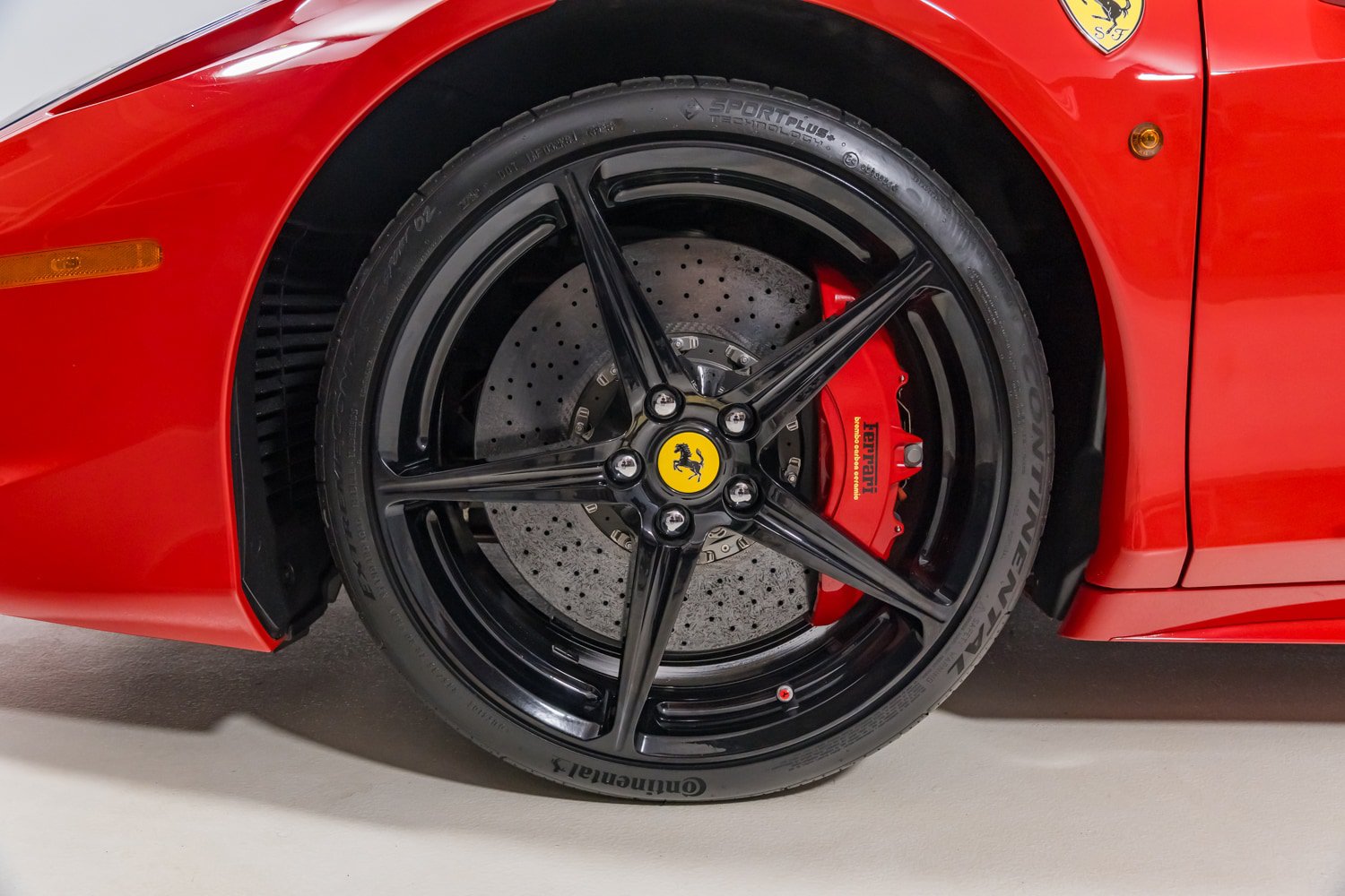 Used 2010 Ferrari 458 Italia Coupe RWD image 12