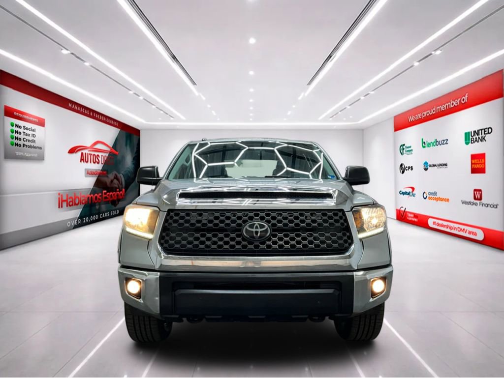 Used 2018 Toyota Tundra SR5 w/ SR5 Upgrade Package AWD/4WD image 3
