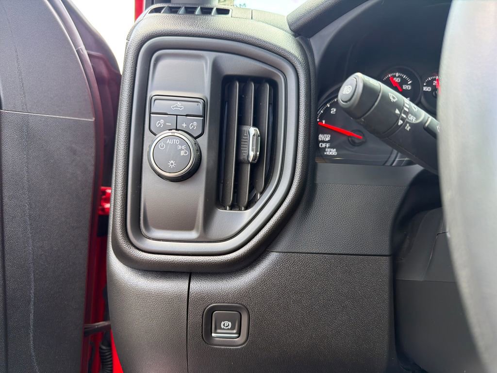 Used 2024 Chevrolet Silverado 1500 Custom RWD image 29