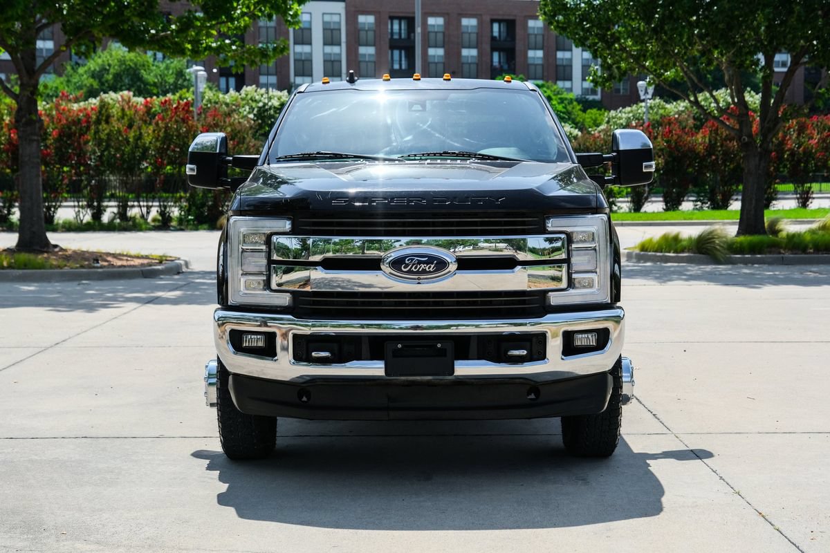 Used 2019 Ford F350 King Ranch w/ King Ranch Ultimate Package AWD/4WD image 4