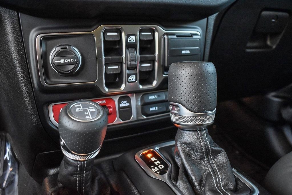 New 2026 Jeep Gladiator Mojave image 18