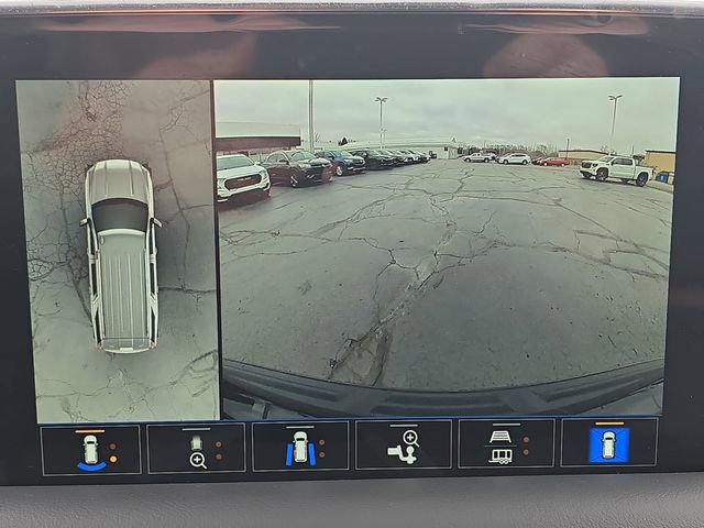 Used 2024 GMC Yukon XL AT4 w/ AT4 Premium Plus Package image 26