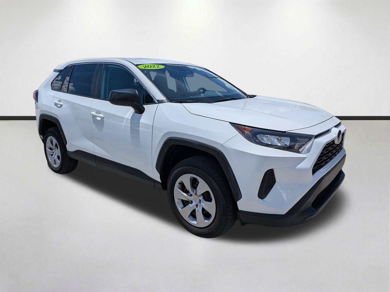 Used 2022 Toyota RAV4 LE FWD video 1