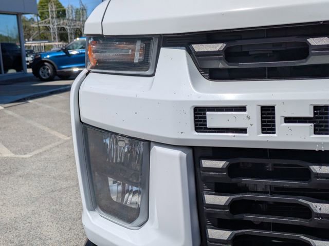 Used 2023 Chevrolet Silverado 2500 Custom w/ Custom Value Package image 10