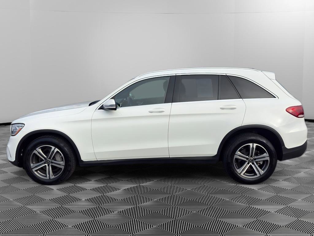 Used 2020 Mercedes-Benz GLC 300 4MATIC image 4