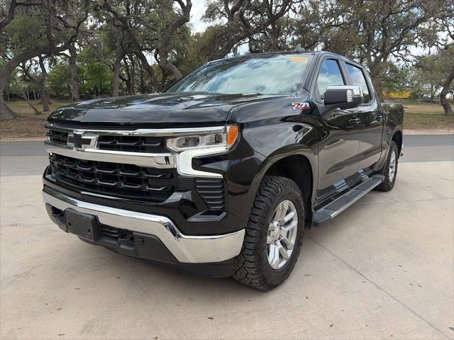 Used 2022 Chevrolet Silverado 1500 LT w/ Diesel Off-Road Package image 2