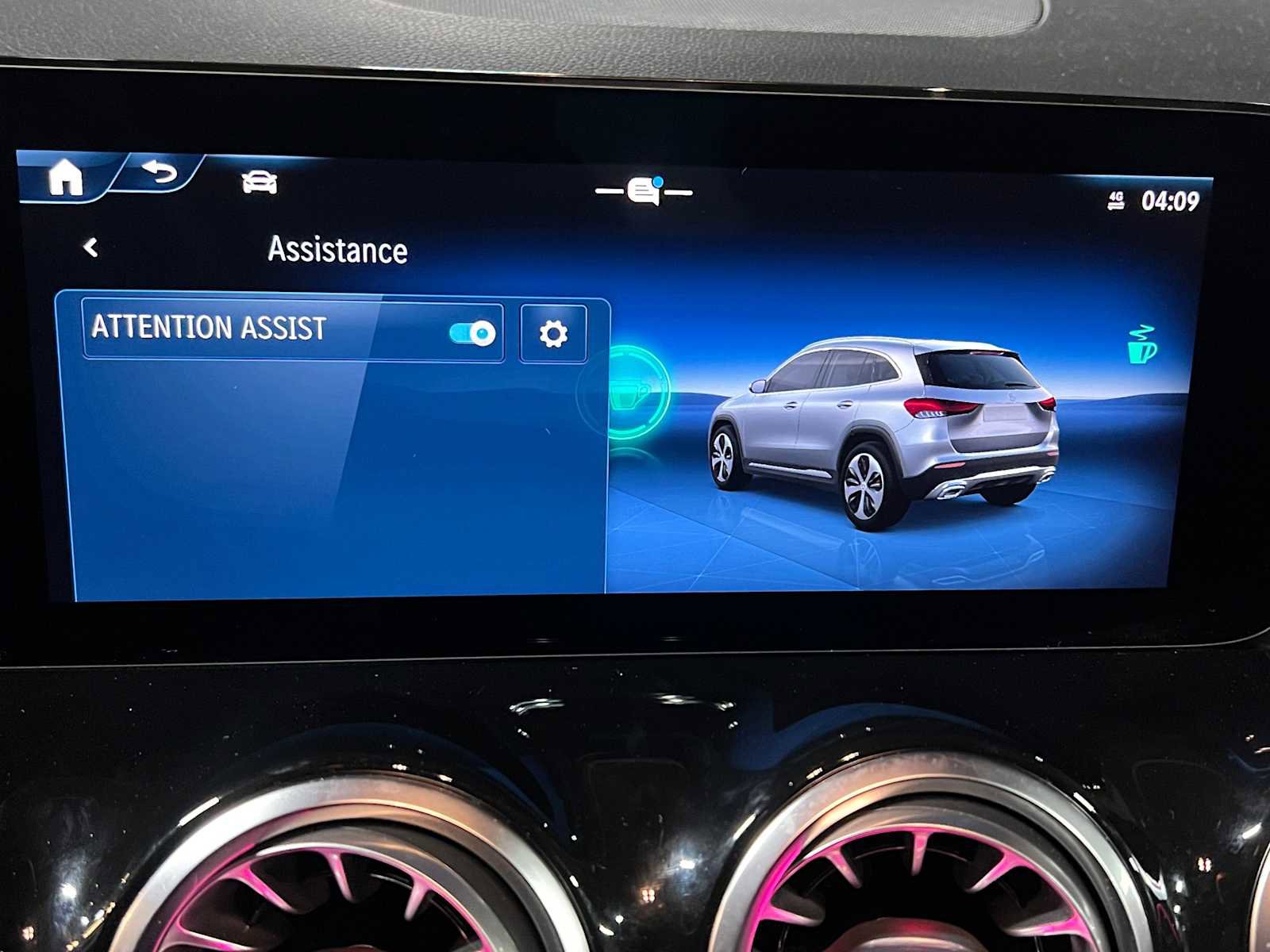 Used 2026 Mercedes-Benz GLA 250 4MATIC image 35