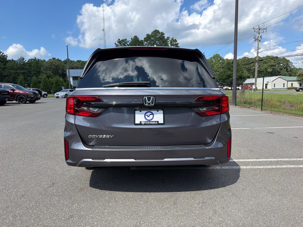 Used 2025 Honda Odyssey EX-L image 10