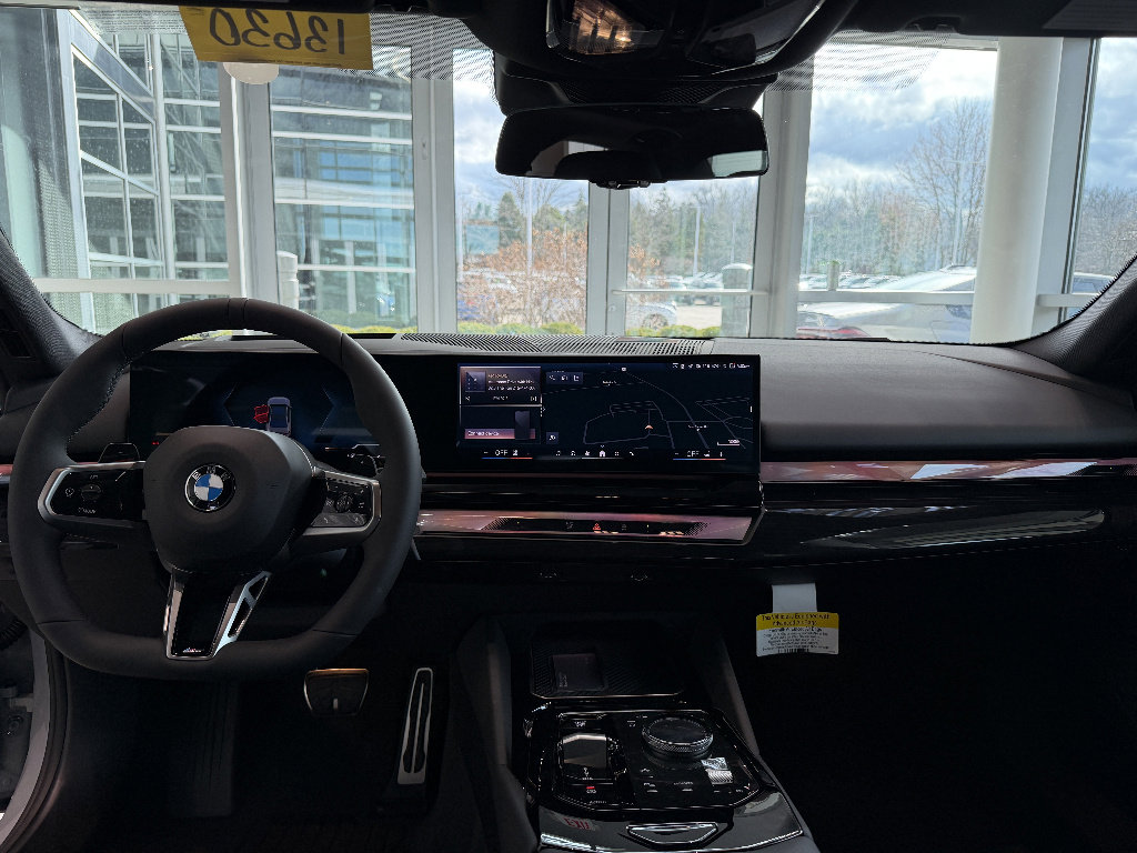 New 2026 BMW 540i xDrive w/ M Sport Package AWD/4WD image 15