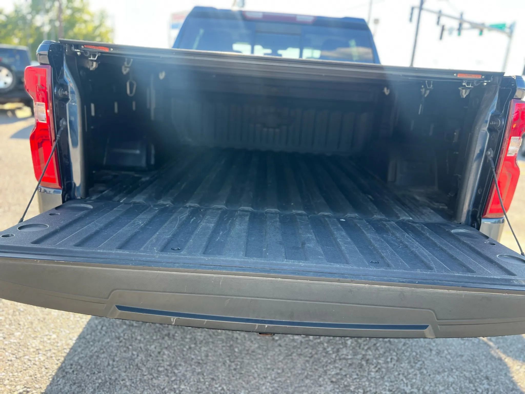 Used 2019 Chevrolet Silverado 1500 LTZ image 10