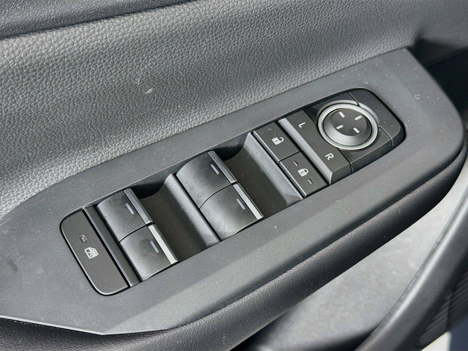 Certified 2026 Toyota Prius Plug-In Hybrid FWD image 29