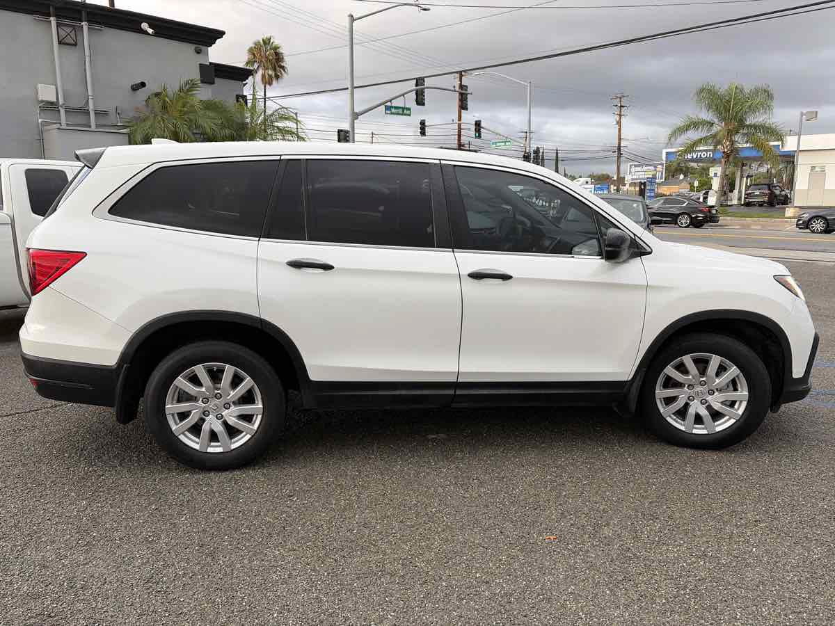 Used 2020 Honda Pilot LX image 4