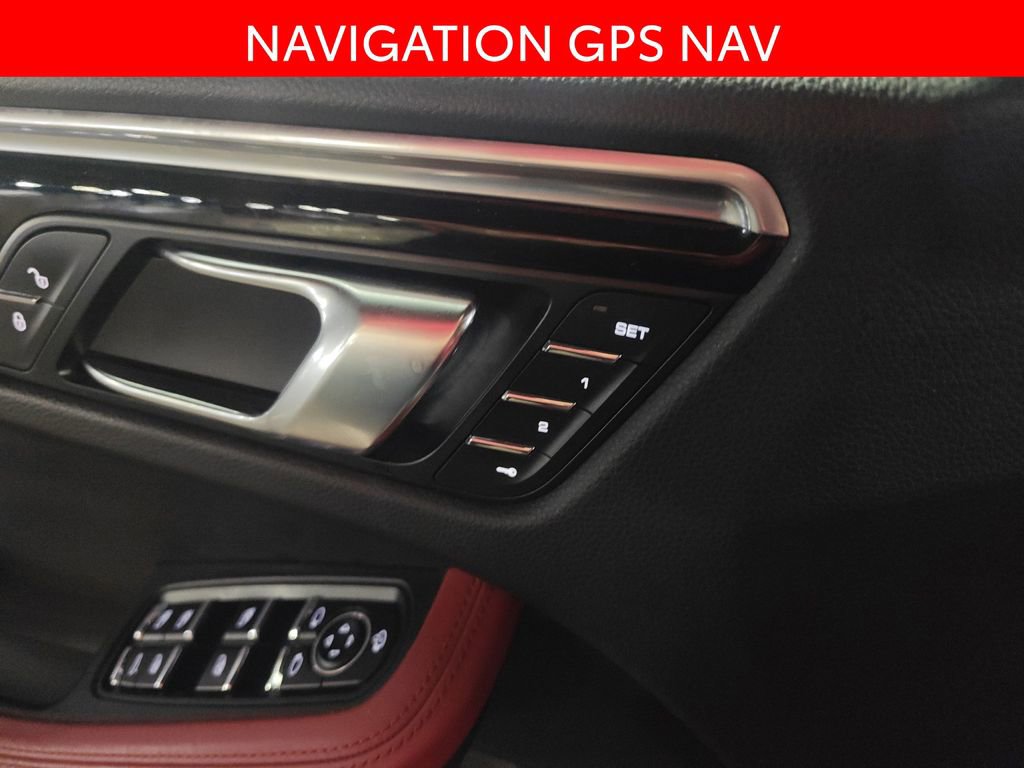 Used 2017 Porsche Macan S image 6