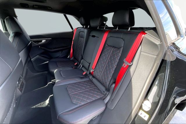 New 2026 Audi SQ8 Prestige image 12