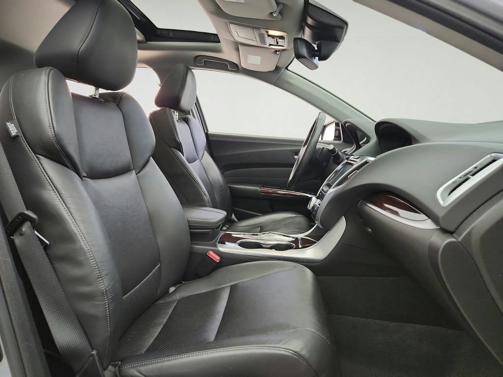 Used 2015 Acura TLX w/ Technology Package AWD/4WD image 32