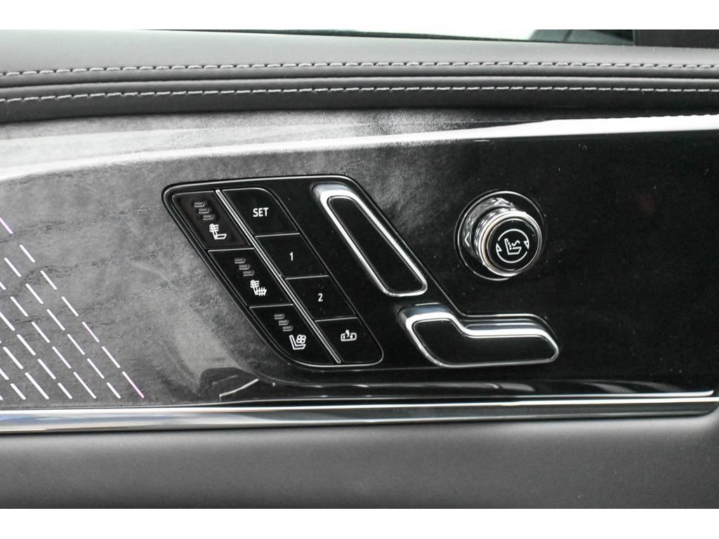New 2026 Cadillac Escalade IQL Sport 2 AWD/4WD image 15