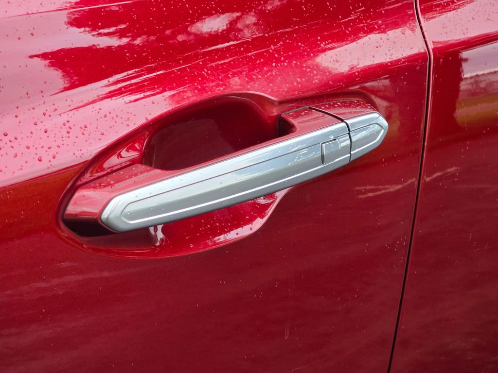 Used 2018 Cadillac XT5 FWD image 11