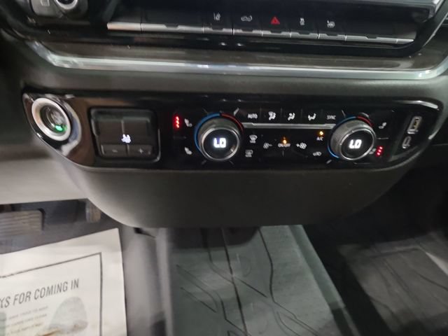 Used 2024 Chevrolet Silverado 3500 LTZ AWD/4WD image 15