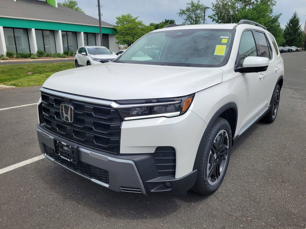 New 2026 Honda Pilot Touring image 10