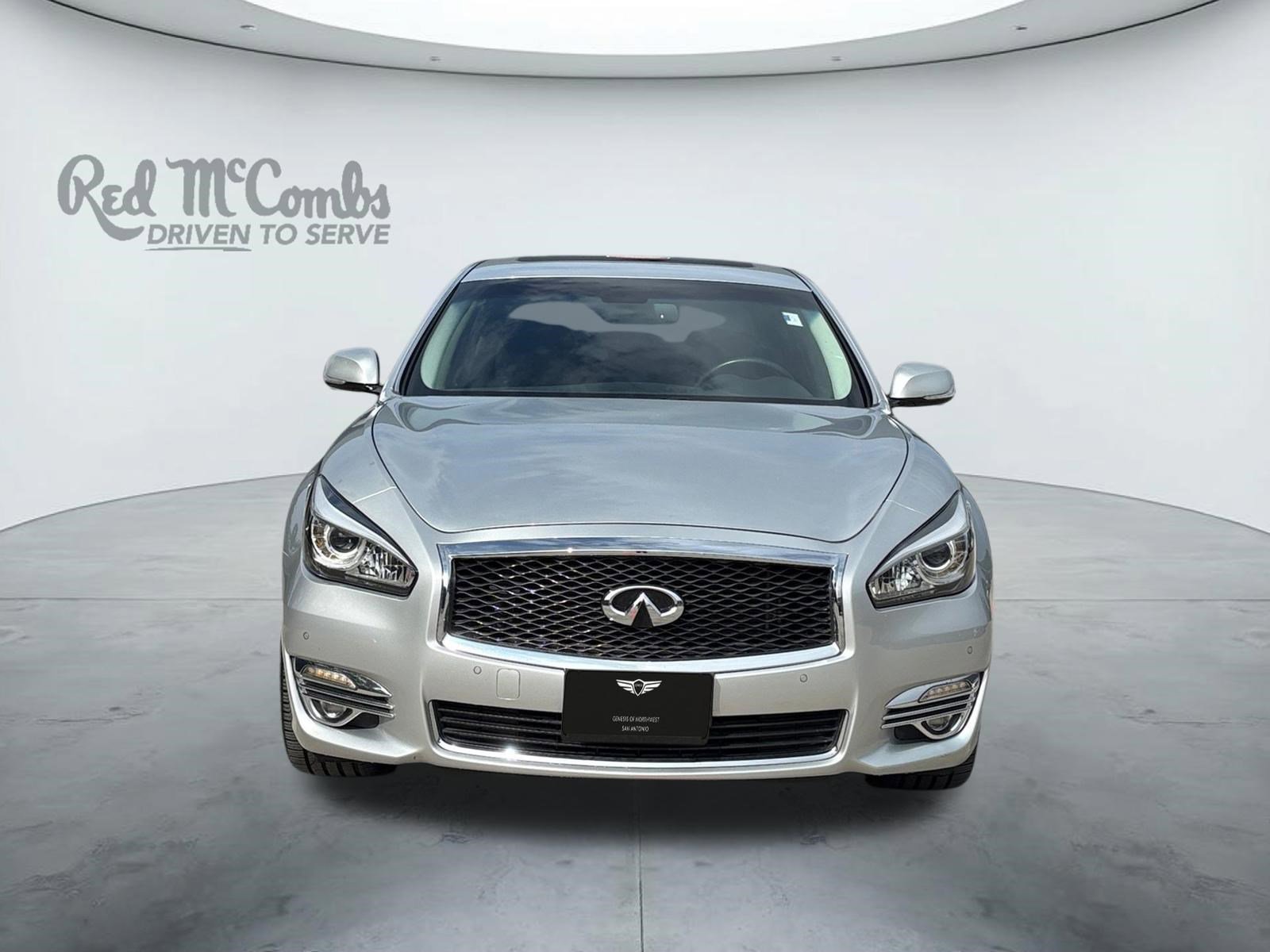 Used 2015 INFINITI Q70 3.7 w/ Deluxe Touring Package RWD image 8